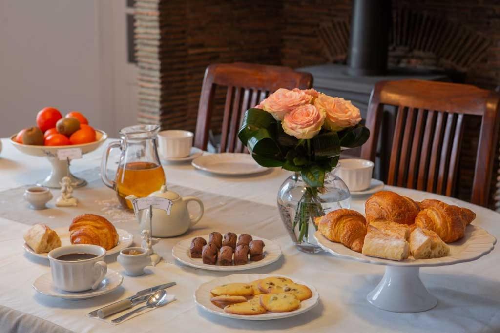 Couette & Confitures Bed & Breakfast Nojeon-en-Vexin Ngoại thất bức ảnh